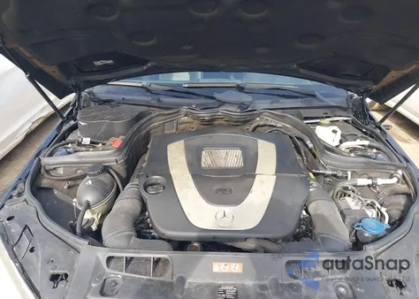 2009 Mercedes-Benz C 300 Luxury 4Matic/Sport 4Matic z USA, uszkodzony, nr VIN WDDGF81X19R078261